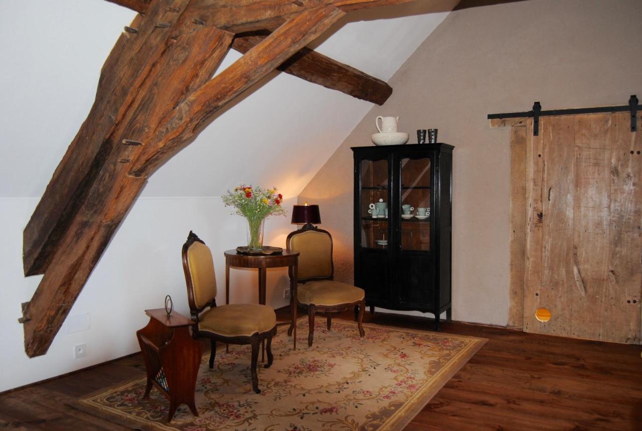 Chambres D'Hotes Domaine Les Grands Perons Herisson Luaran gambar