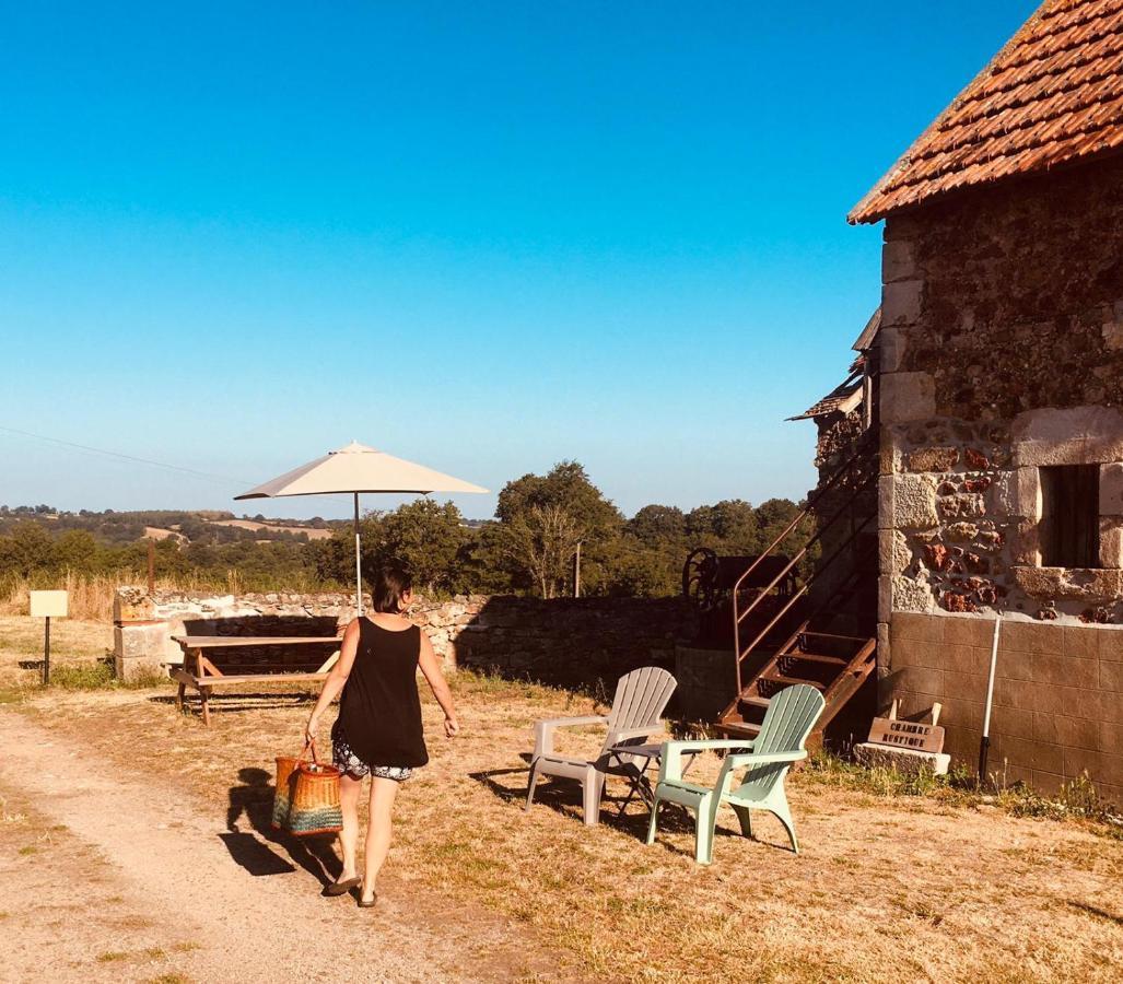Chambres D'Hotes Domaine Les Grands Perons Herisson Luaran gambar