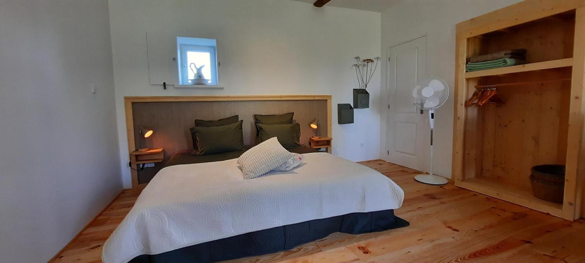Chambres D'Hotes Domaine Les Grands Perons Herisson Luaran gambar