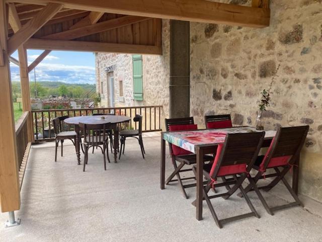 Chambres D'Hotes Domaine Les Grands Perons Herisson Luaran gambar